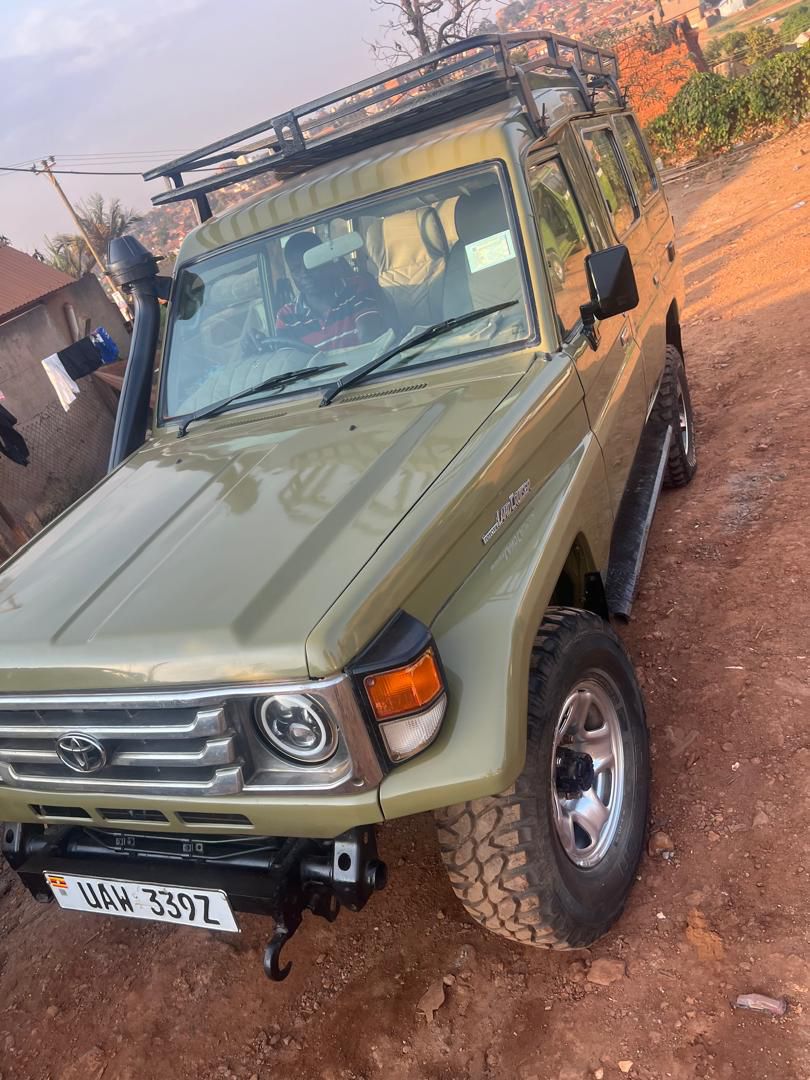 Land Cruiser Hardtop