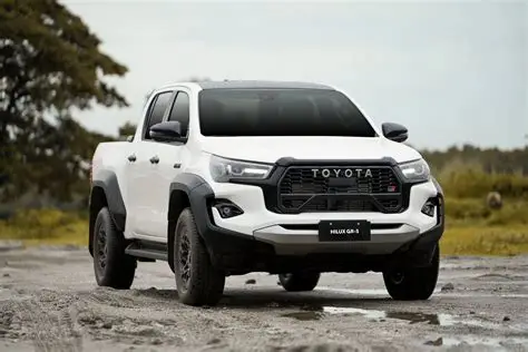4x4 car rental uganda: toyota hilux